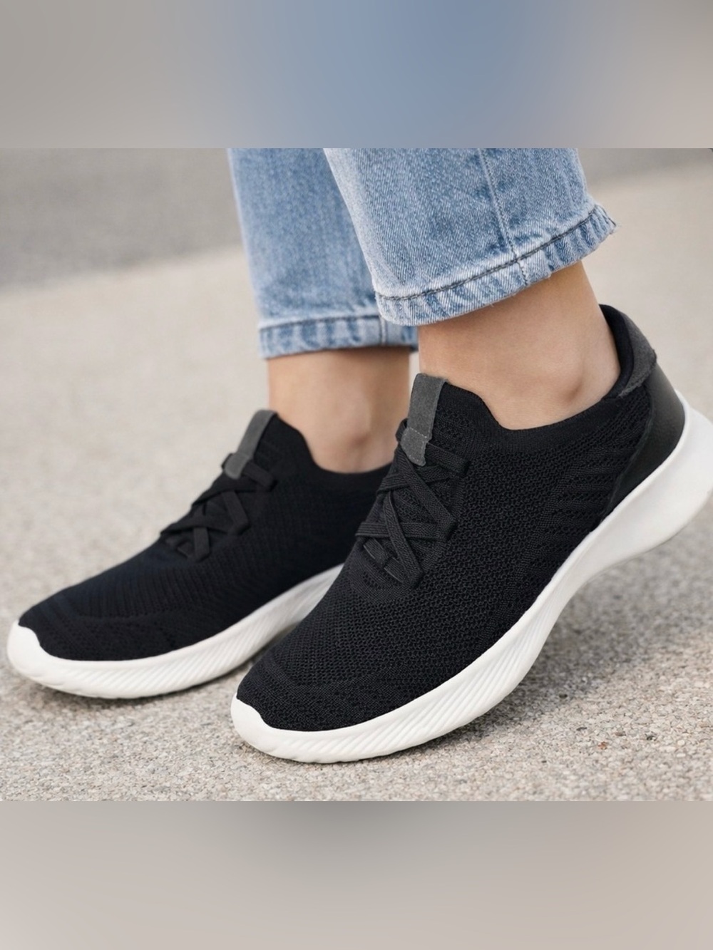 NEW The Naturalizer Women's Emerge Slip-On Lace-Up Knit Sneaker Size 9W